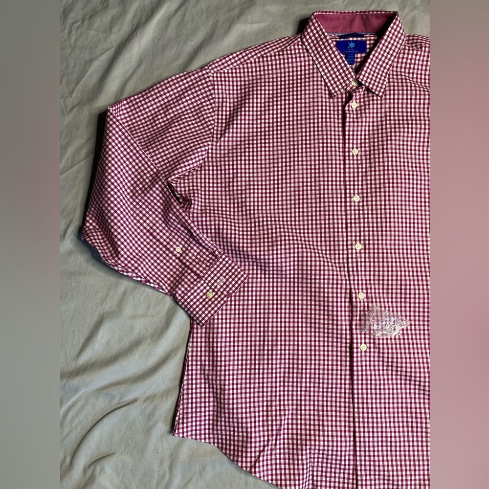 Egara Maroon and White Checkered Button Down Shirt - Picture 4 of 11